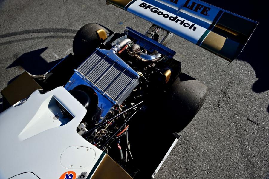 Моторный отсек Porsche 962 IMSA GTP 1986 года  (фото 19 из 46)